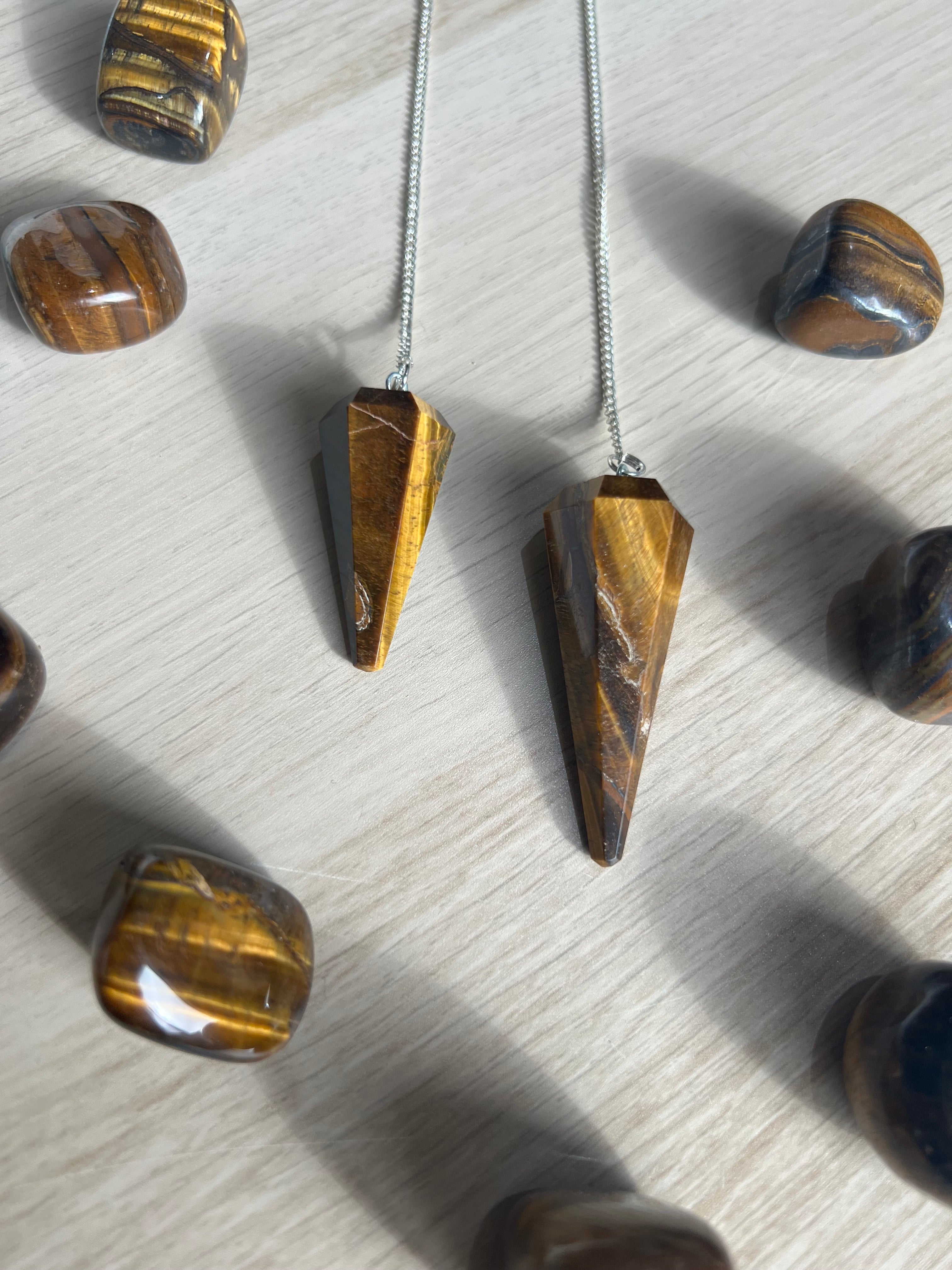 Péndulo Ojo de Tigre