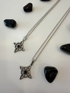 Collar Nudo de Brujas Ónix