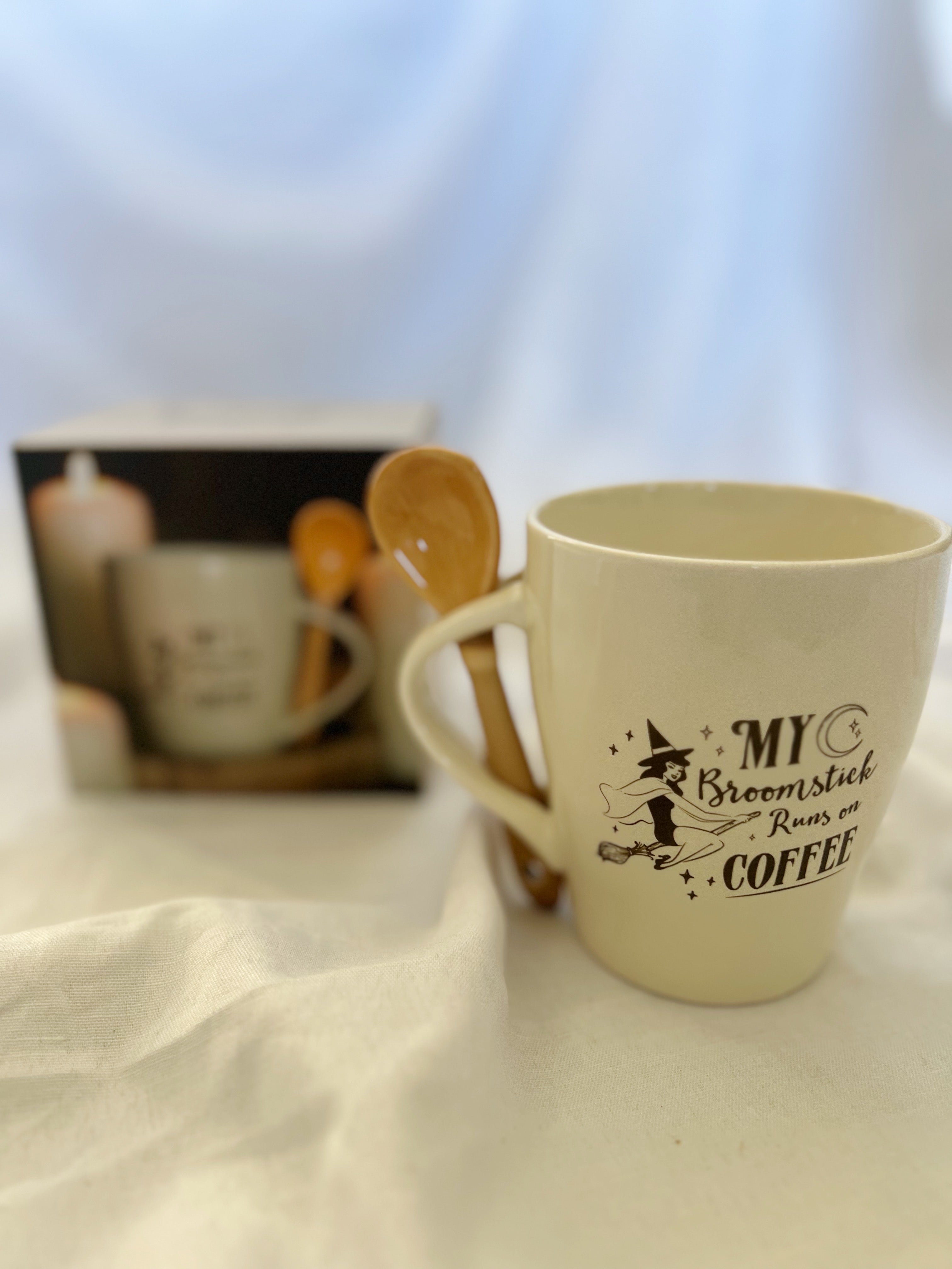 Taza Escoba de Bruja