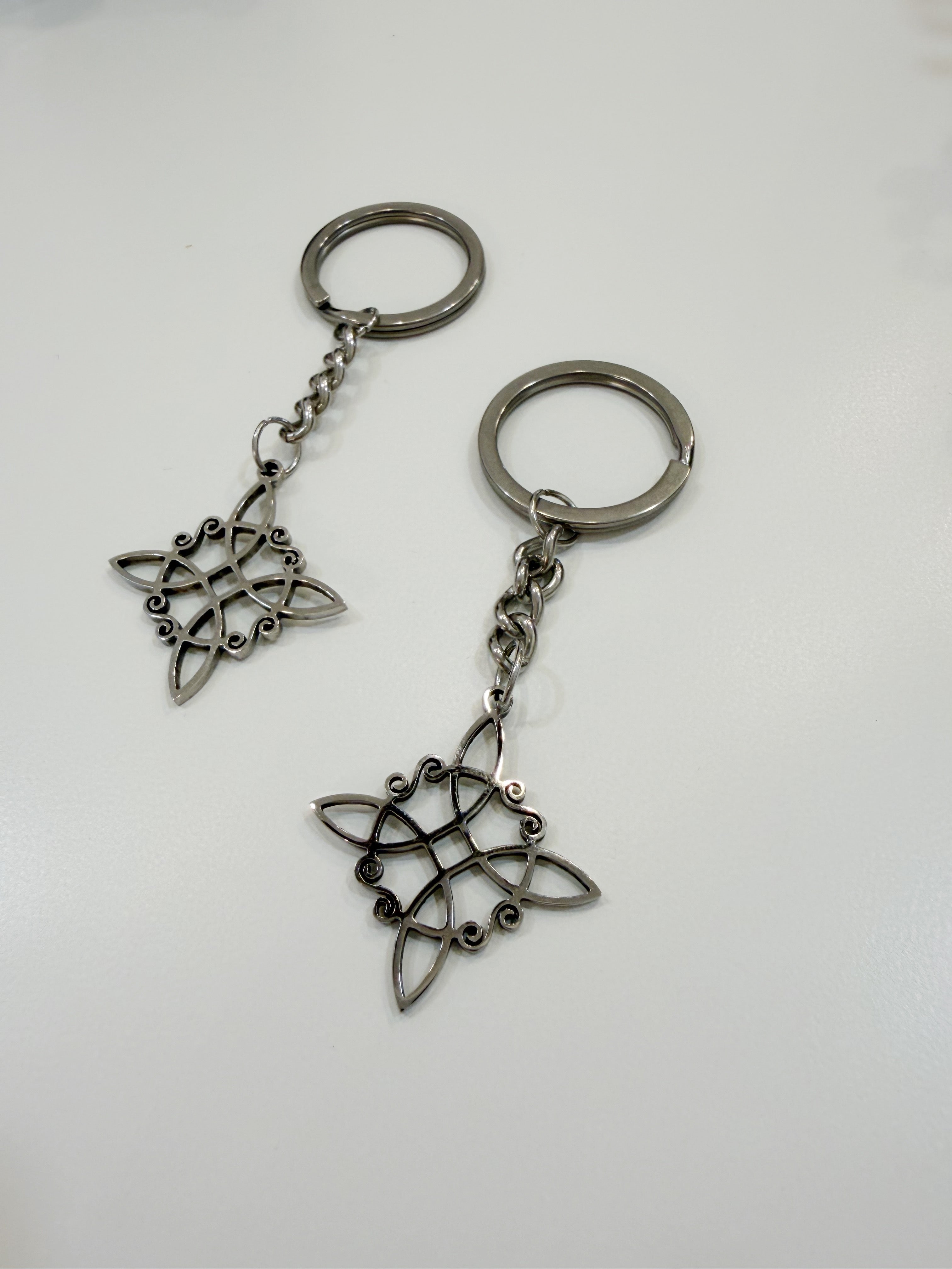 Llavero Nudo de Brujas