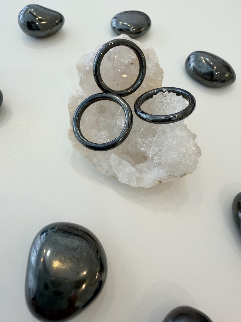 Anillo Hematite