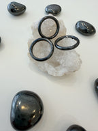 Anillo Hematite