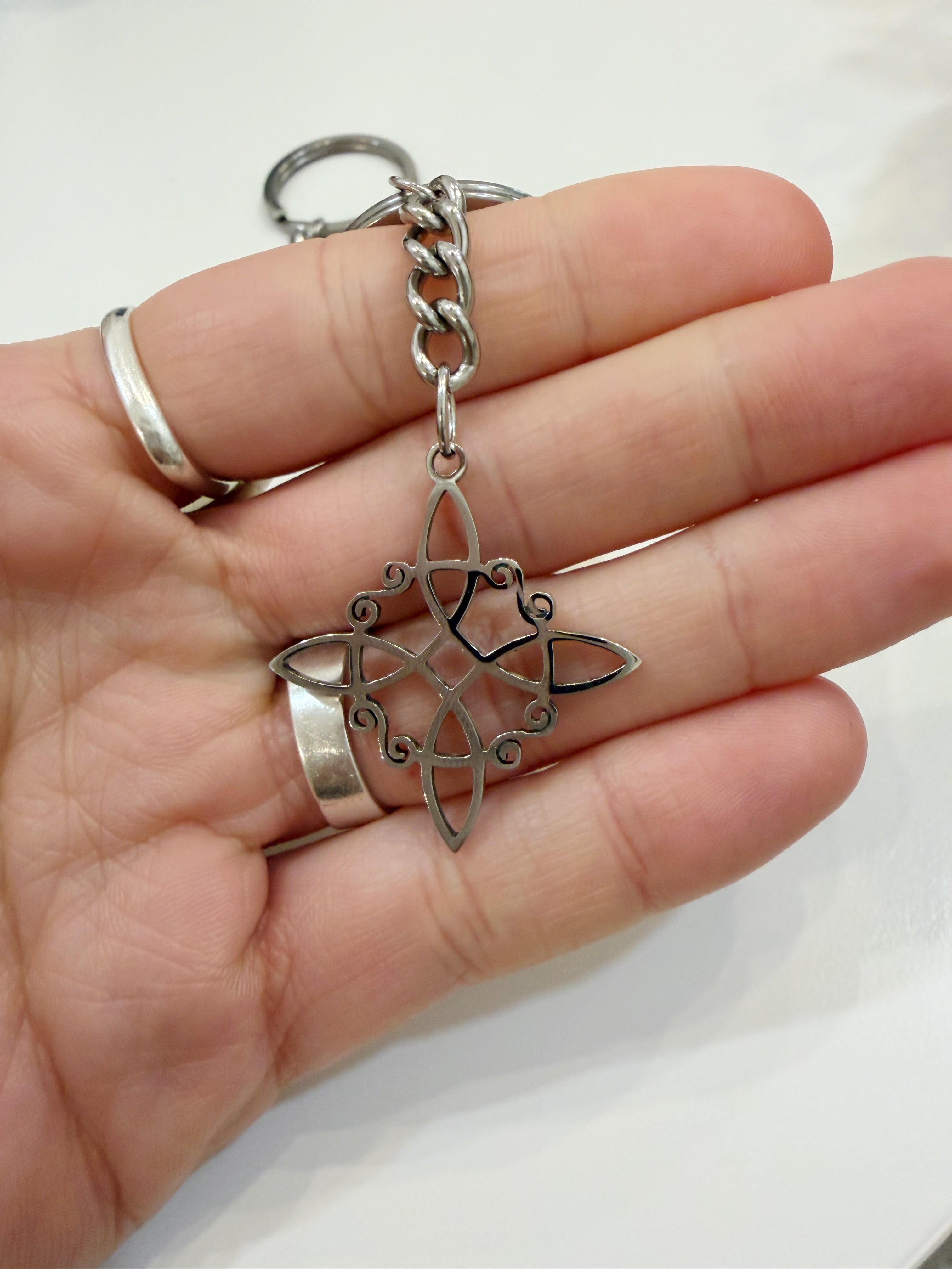 Llavero Nudo de Brujas