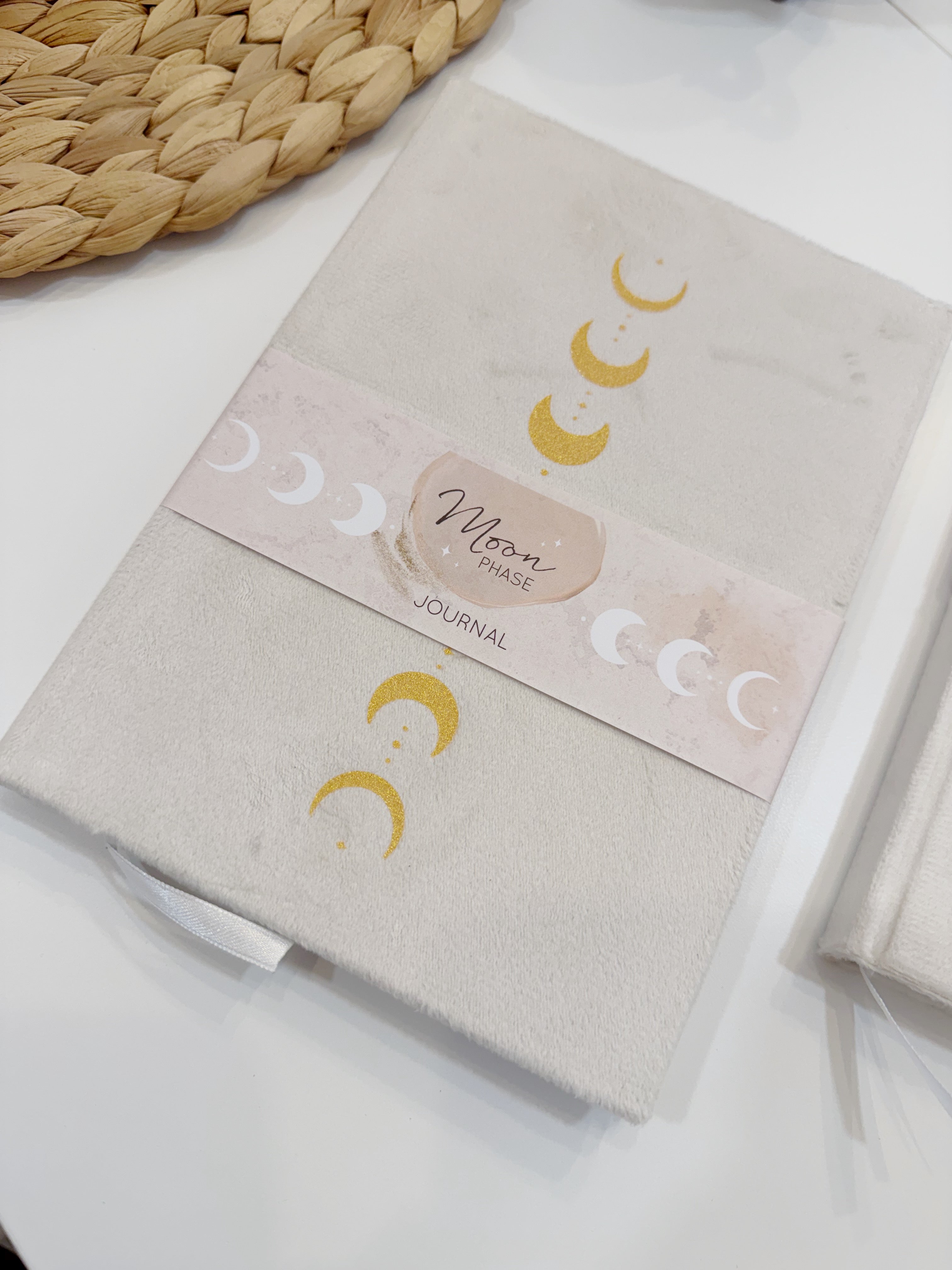 Libreta Lunas Terciopelo