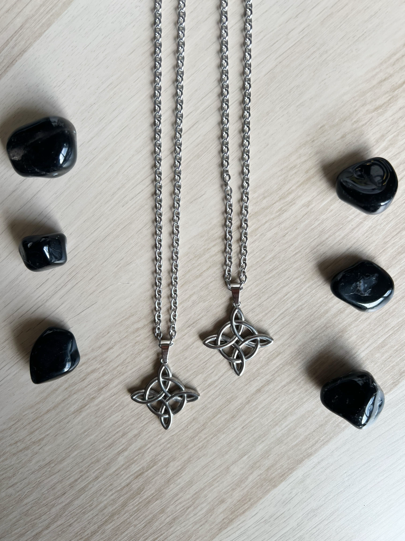 Collar Nudo de Brujas