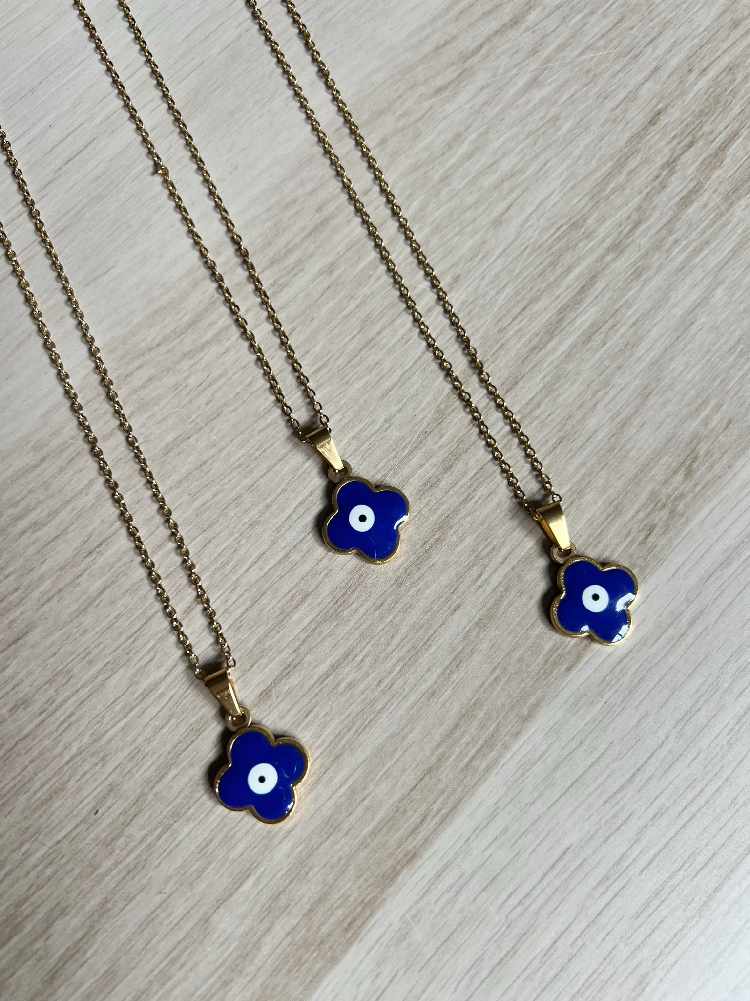 Collar Ojo Turco