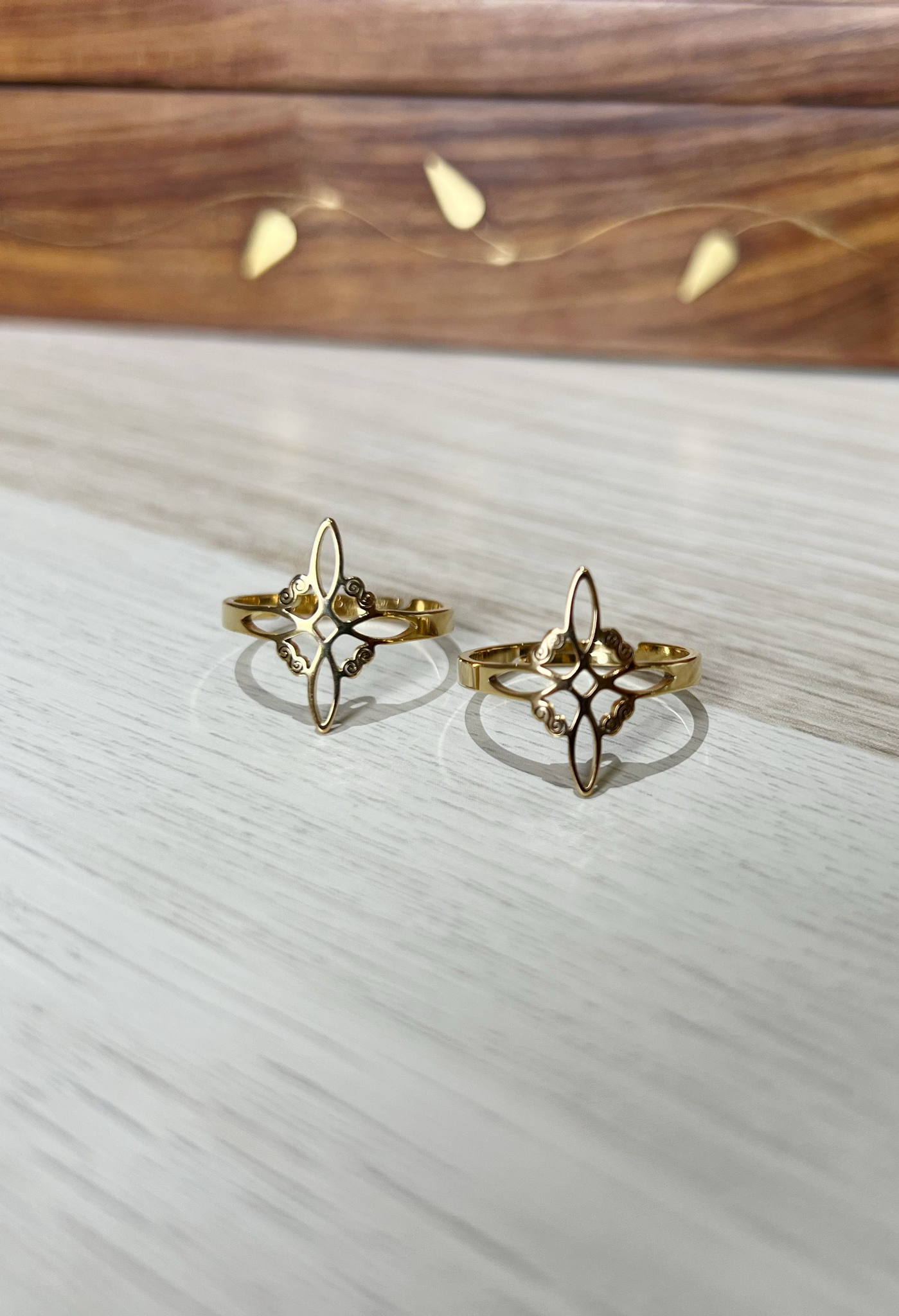 Anillo Nudo de Brujas